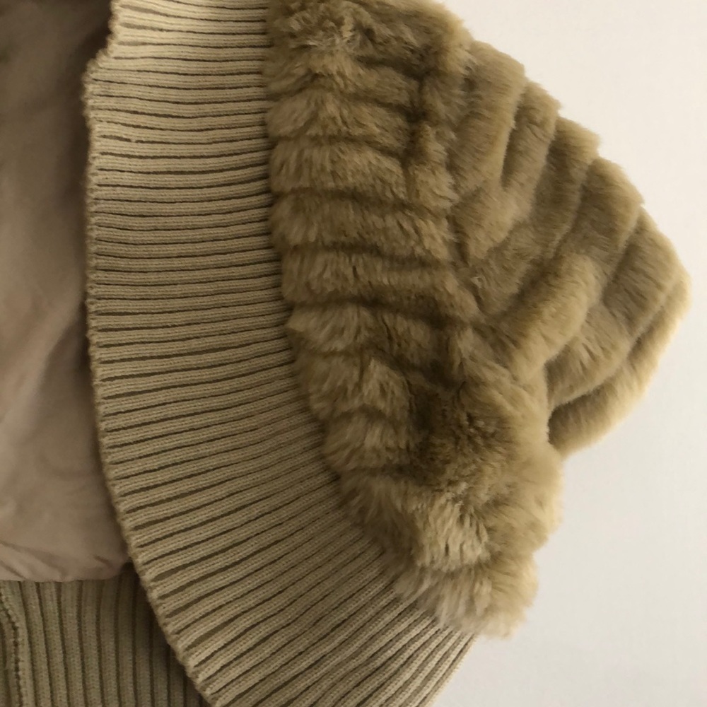 Jacket - Picture 3 of 5